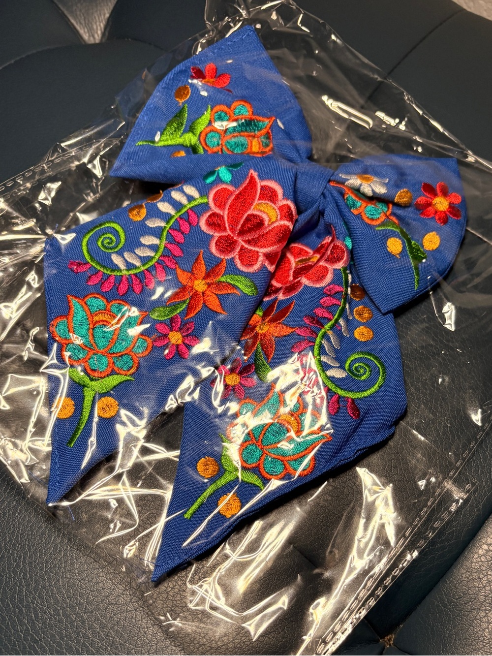 Embroidered Floral Bow Hair Clip - Blue